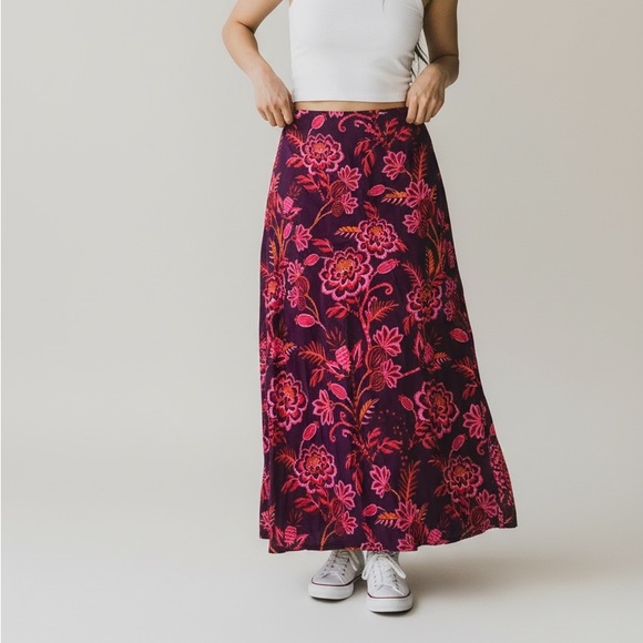 Farm Rio • Anthropologie floral midi skirt Size XS - Picture 2 of 8